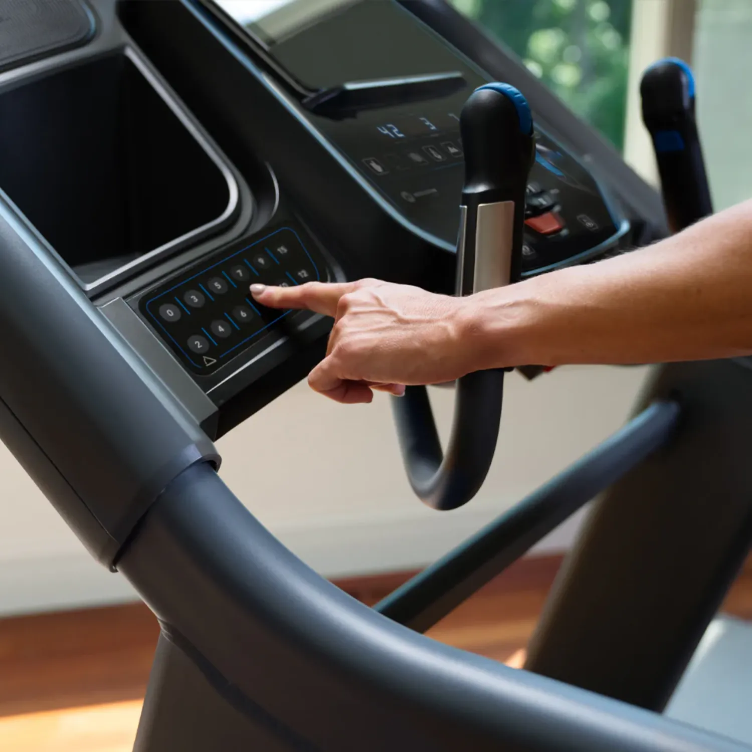 Horizon T7.4AT Treadmill