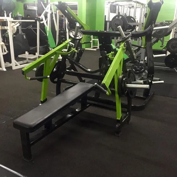 Muscle Motion Iso-Lateral Horizontal Flat Bench Press   Plate Loaded
